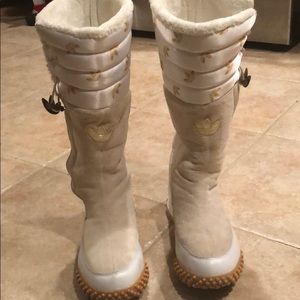 Never worn Adidas snow boots